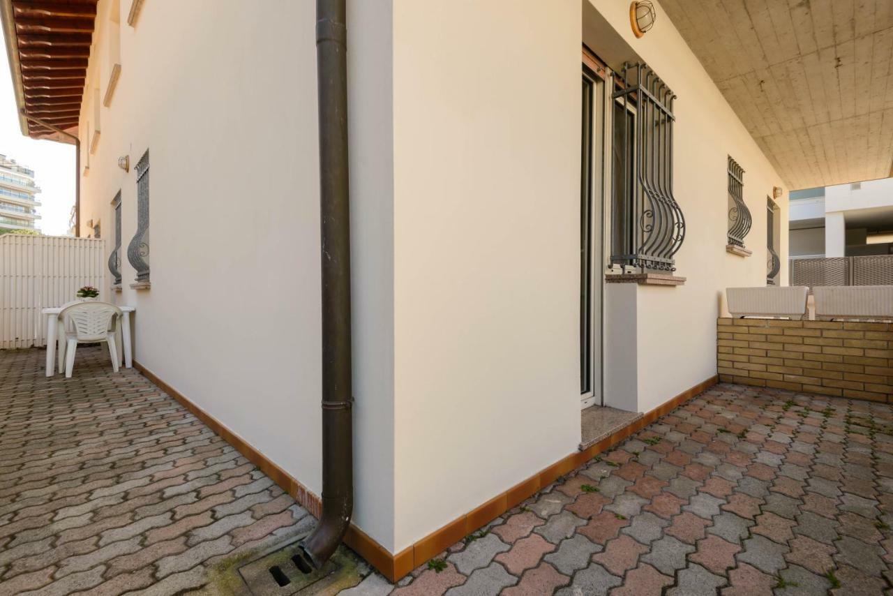 Casa Guglielmo E Anna Villa Линяно Сабиадоро Екстериор снимка